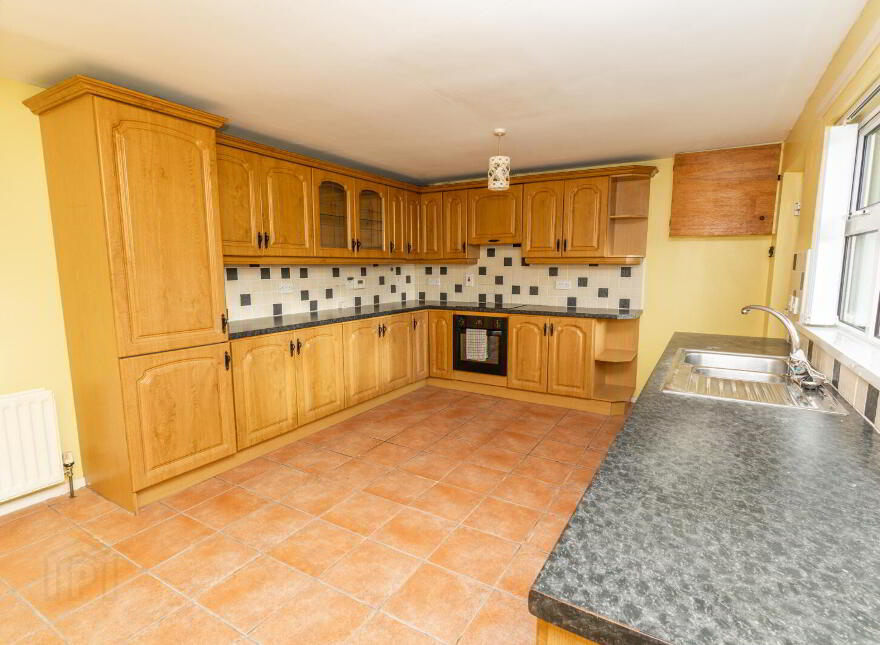 48 Longstone Road, Annalong, Newry, BT34 4UU
