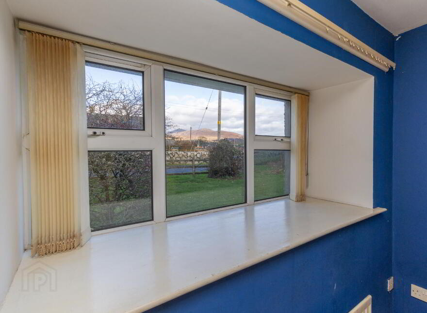 48 Longstone Road, Annalong, Newry, BT34 4UU