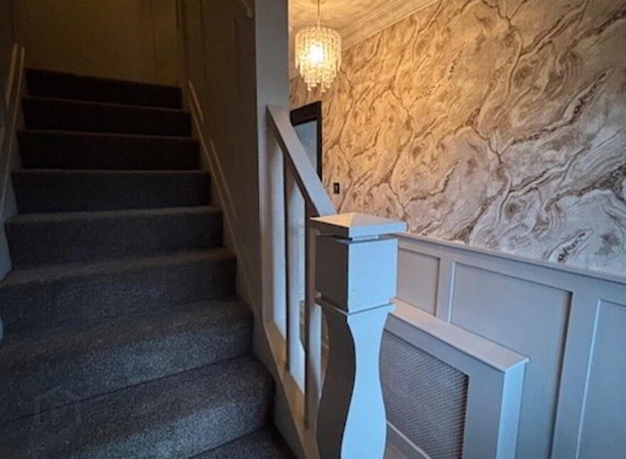 9 The Green, Holywood, BT18 9DW