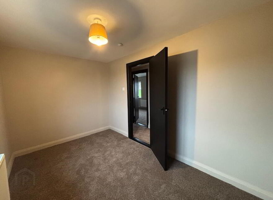 9 The Green, Holywood, BT18 9DW