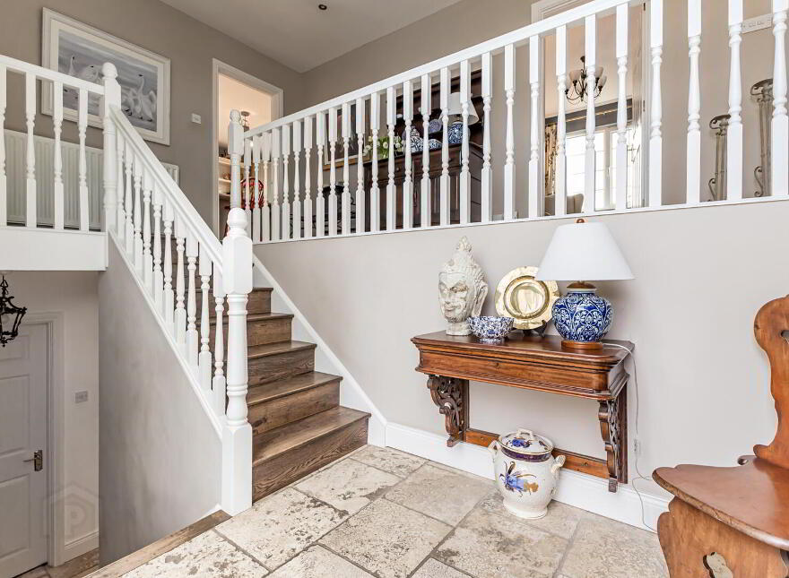 47 Newtownards Road, Donaghadee, BT21 0PY