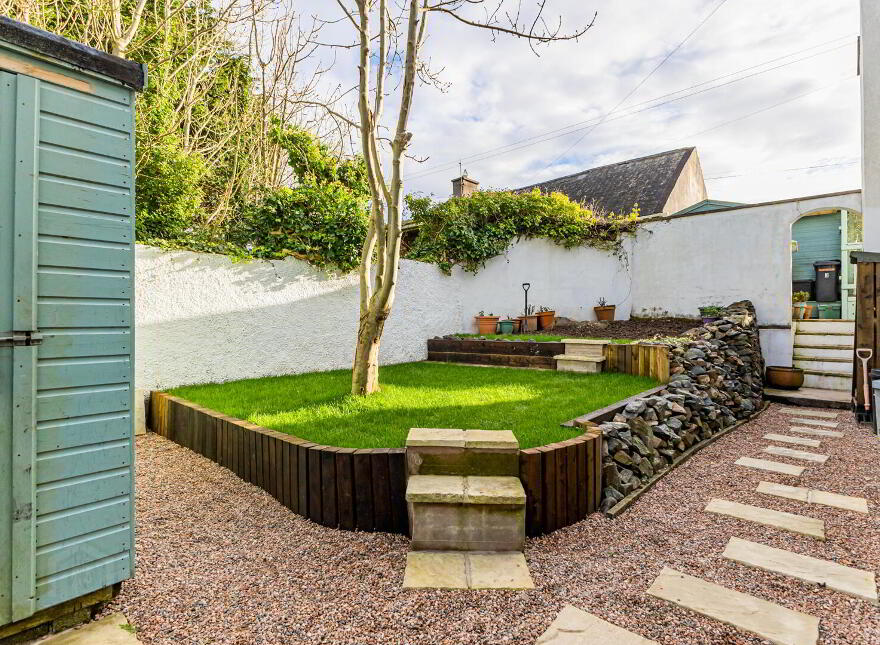 47 Newtownards Road, Donaghadee, BT21 0PY