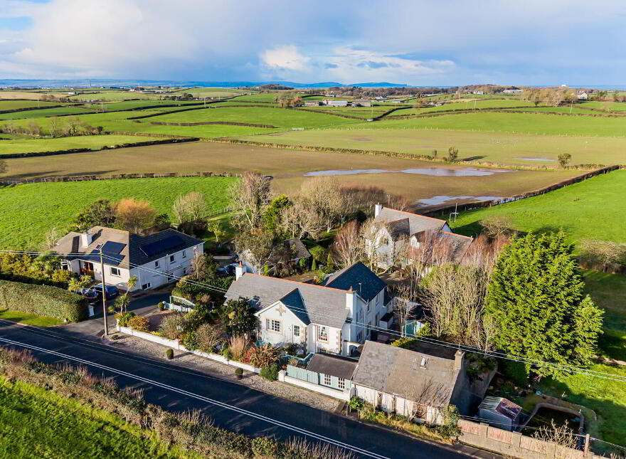 47 Newtownards Road, Donaghadee, BT21 0PY