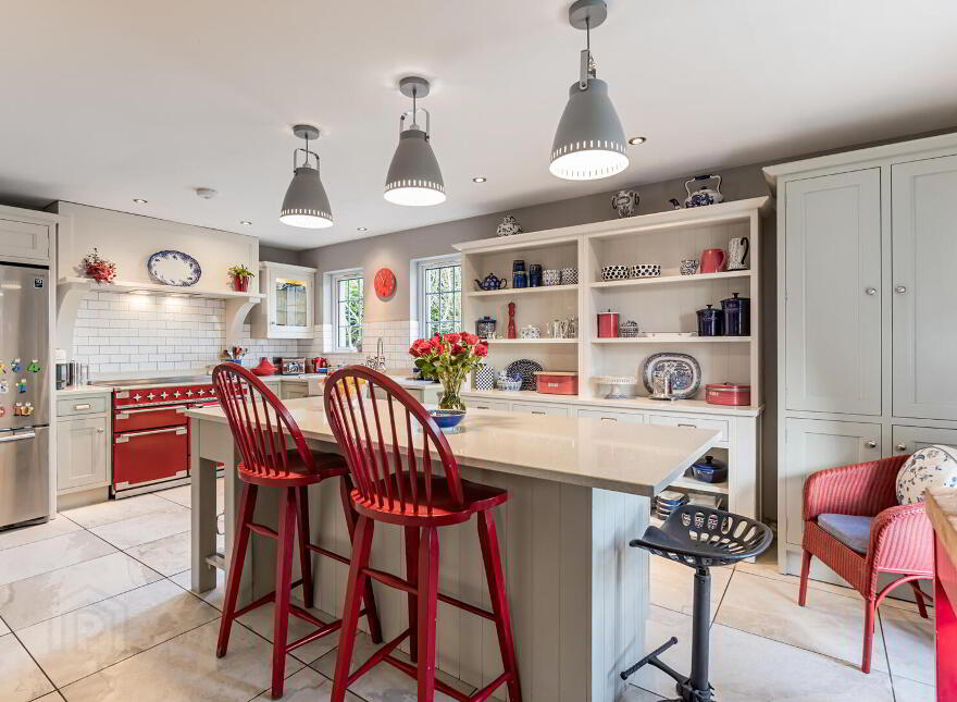 47 Newtownards Road, Donaghadee, BT21 0PY