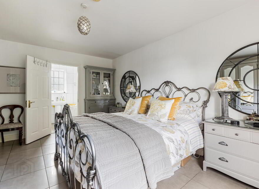 47 Newtownards Road, Donaghadee, BT21 0PY