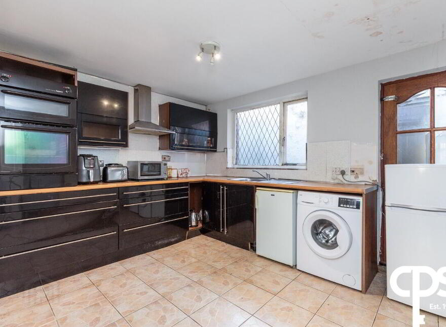 149 Broadway, Belfast, BT12 6HY