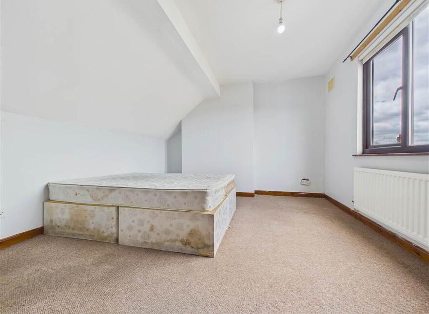 20 Harrogate Street, Belfast, BT12 7AT