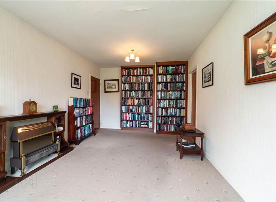 3 Cherryvalley Green, Belfast, BT5 6PX