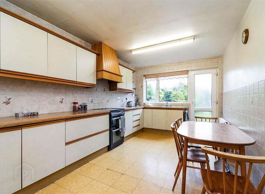 3 Cherryvalley Green, Belfast, BT5 6PX