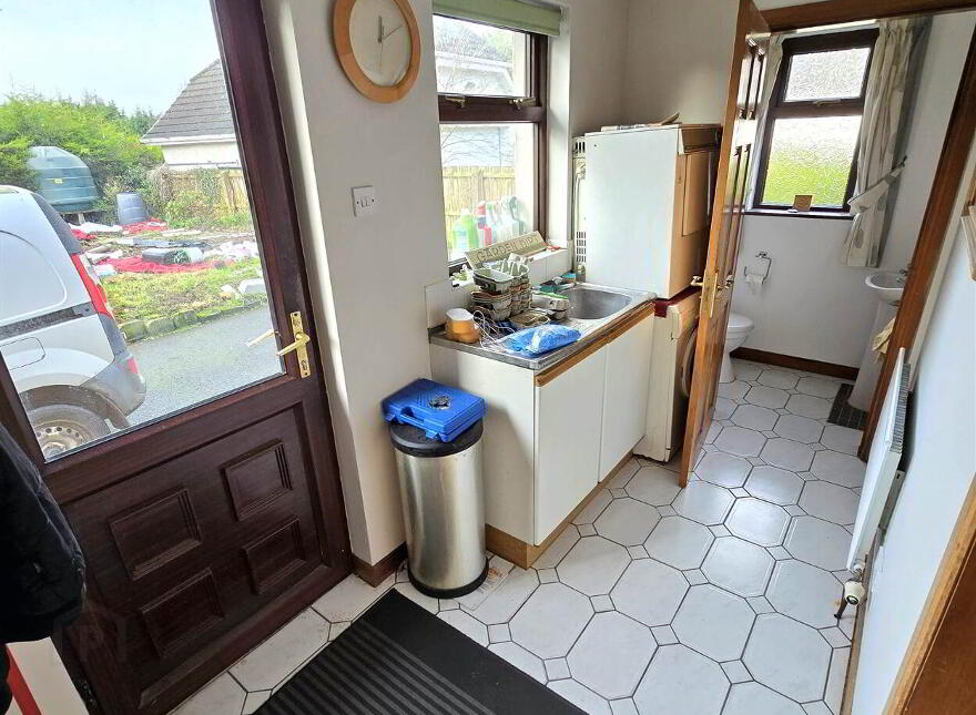 39 Kesh Road, Lisburn, BT27 5RP