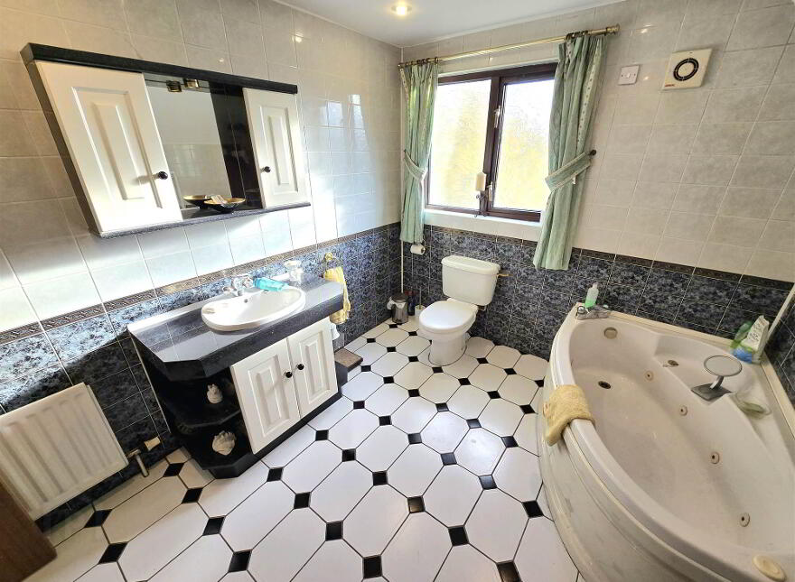 39 Kesh Road, Lisburn, BT27 5RP
