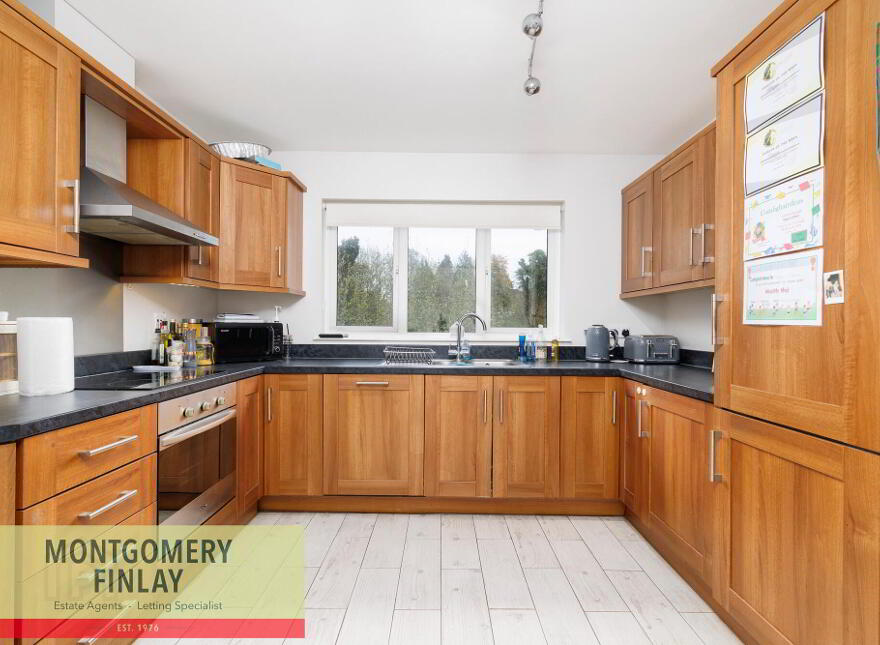 27 Galliagh Shore, Enniskilen, Enniskillen, BT74 7GS