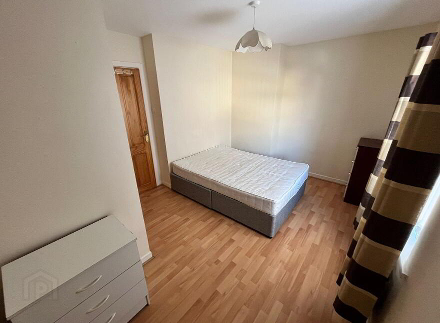 294 Donegal Avenue, Belfast, BT12 6LU
