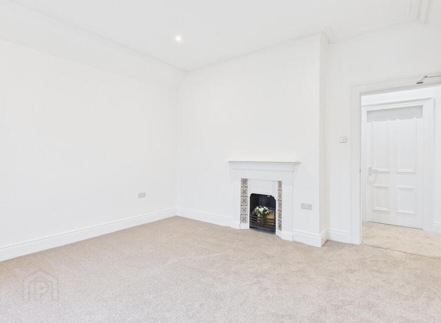 The Loft, 192a Kingsway, Dunmurry, Belfast, BT17 9AL