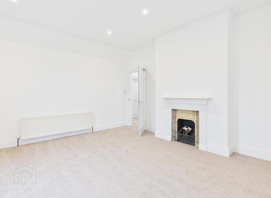 The Loft, 192a Kingsway, Dunmurry, Belfast, BT17 9AL