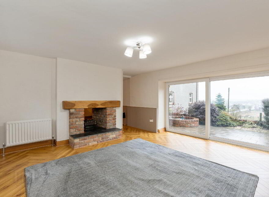 81 Hillsborough Road, Carryduff, Belfast, BT8 8HT