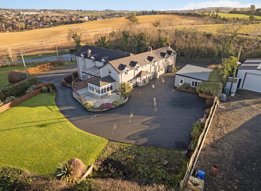 81 Hillsborough Road, Carryduff, Belfast, BT8 8HT