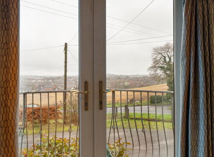 81 Hillsborough Road, Carryduff, Belfast, BT8 8HT