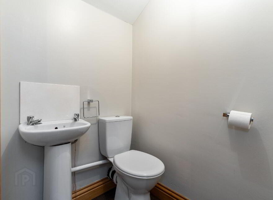 81 Hillsborough Road, Carryduff, Belfast, BT8 8HT