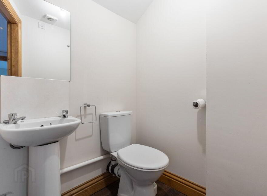 81 Hillsborough Road, Carryduff, Belfast, BT8 8HT