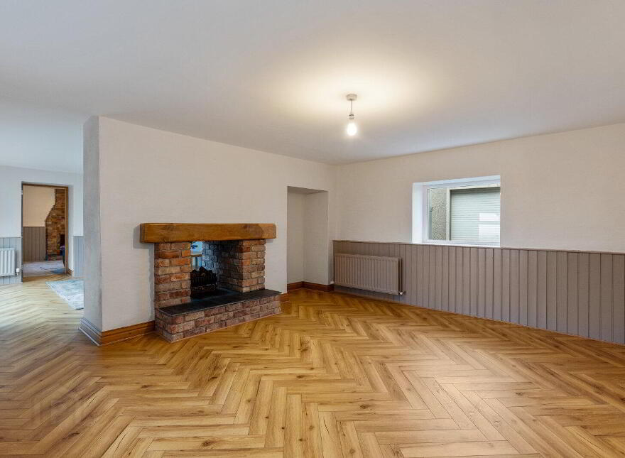 81 Hillsborough Road, Carryduff, Belfast, BT8 8HT