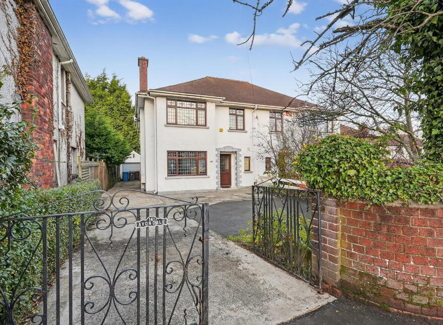 141 Stockmans Lane, Belfast, BT9 7JE