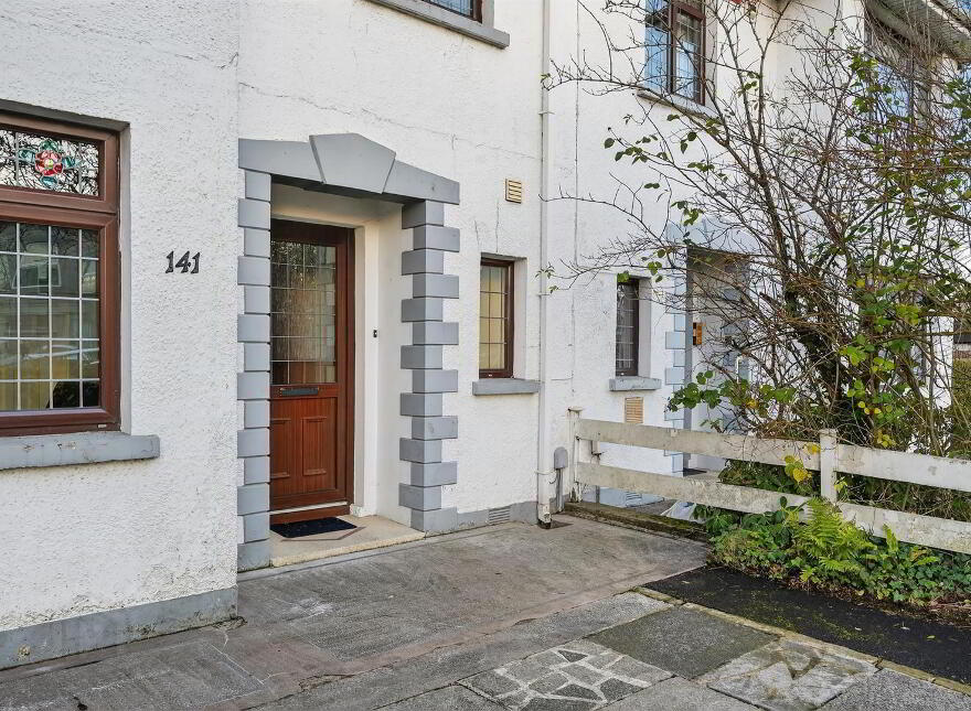 141 Stockmans Lane, Belfast, BT9 7JE