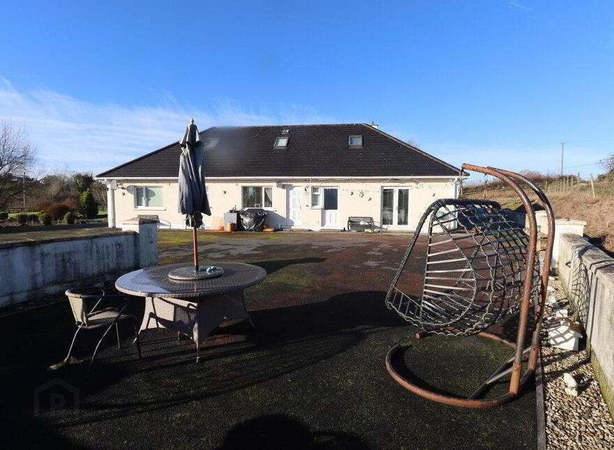 Crosserlough, Ballyjamesduff, A82E3Y2