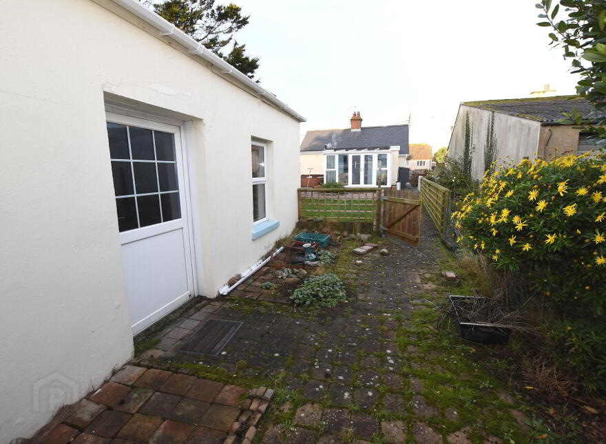 17 New Road, Portavogie, BT22 1EN