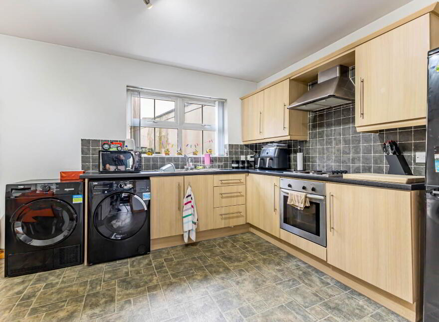 2 Maple Grove, Dromara, Dromore, BT25 2BQ