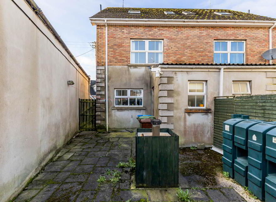 2 Maple Grove, Dromara, Dromore, BT25 2BQ