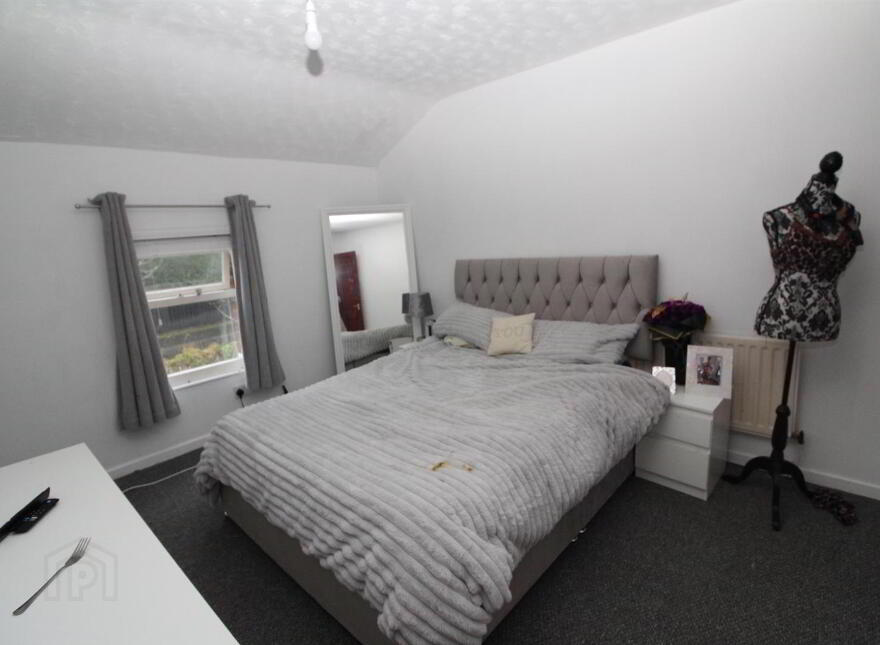 3 Railway Cottages, Off Upper Station Road, Greenisland, Carrickfergus, BT38 8RB