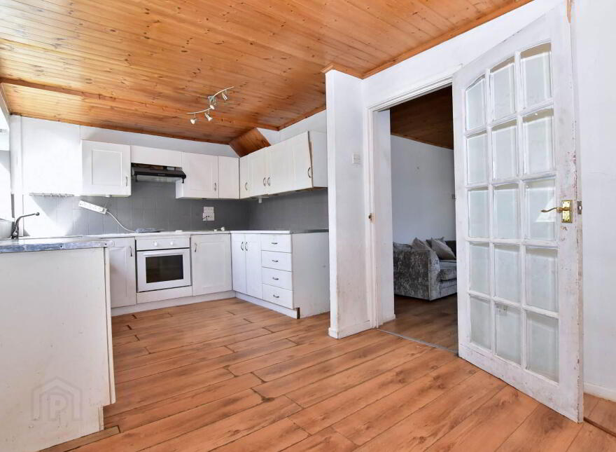 27 Park Crescent, Millisle, Newtownards, BT22 2EL