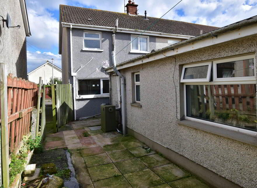 27 Park Crescent, Millisle, Newtownards, BT22 2EL