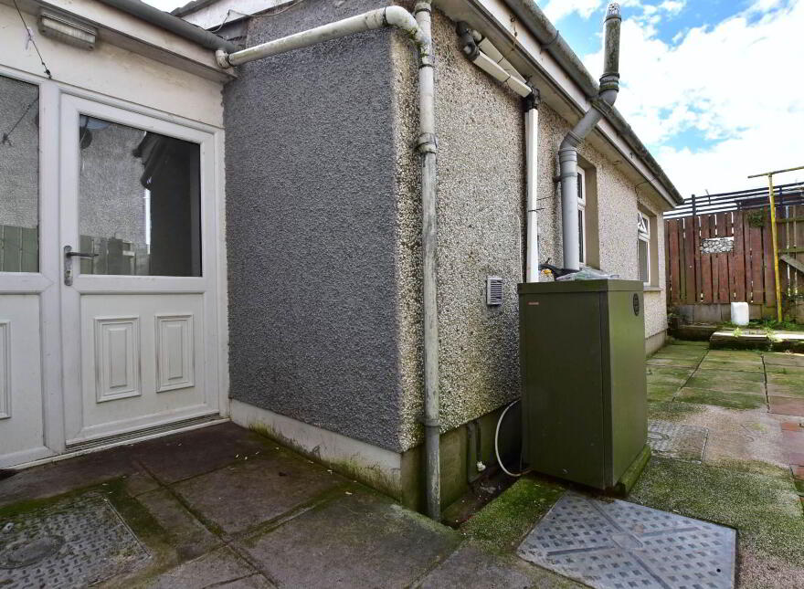 27 Park Crescent, Millisle, Newtownards, BT22 2EL