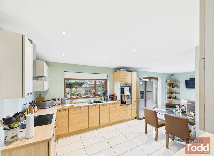 Walnut Avenue, Larne, BT40 2WA