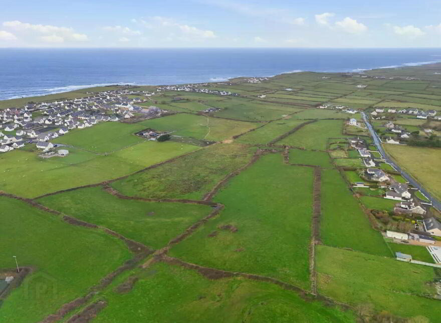 Carrowhubbuck, Enniscrone