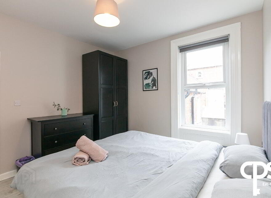28 Wellesley Avenue, Belfast, BT9 6DG