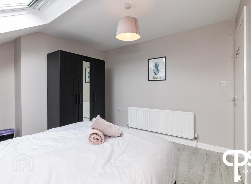 28 Wellesley Avenue, Belfast, BT9 6DG
