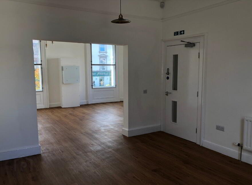 42 University Road, Belfast, BT7 1NJ