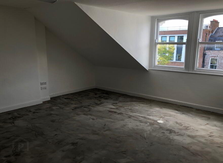 42 University Road, Belfast, BT7 1NJ
