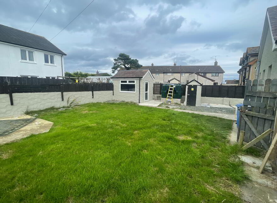 99 Glasdrumman Road, Annalong, BT34 4QJ