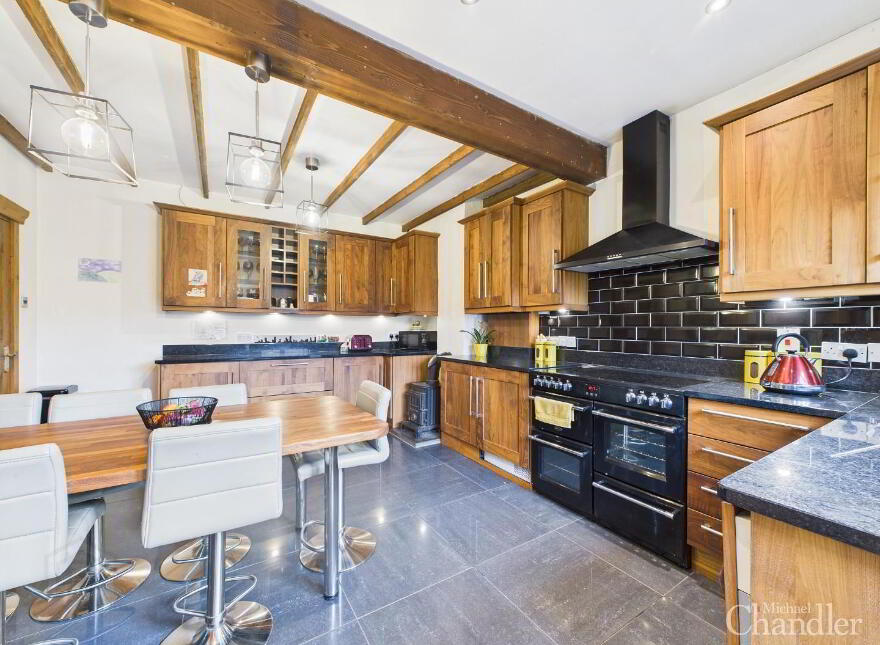 16 Oakwood Heights, Carryduff, Belfast, BT8 8SP