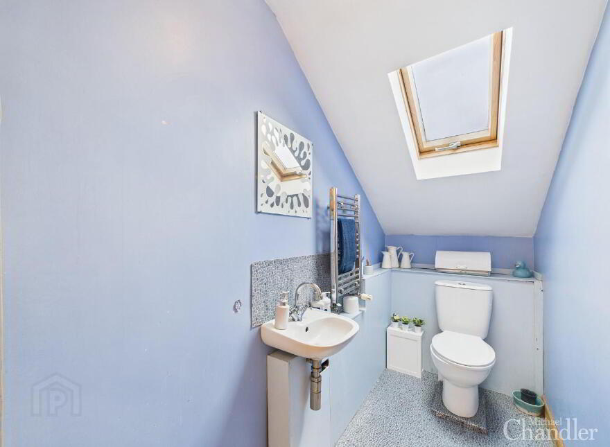 16 Oakwood Heights, Carryduff, Belfast, BT8 8SP