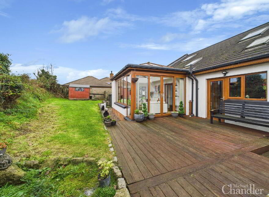 16 Oakwood Heights, Carryduff, Belfast, BT8 8SP