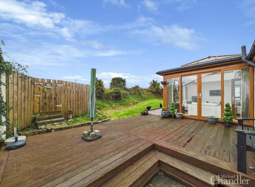16 Oakwood Heights, Carryduff, Belfast, BT8 8SP