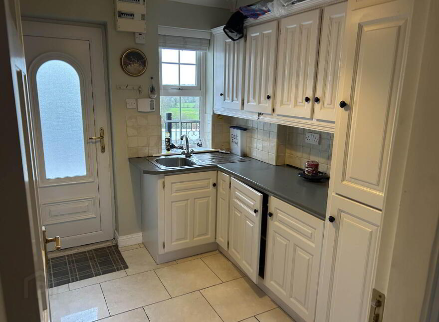 Birr Road, Dromakeenan, Roscrea, E53HK88