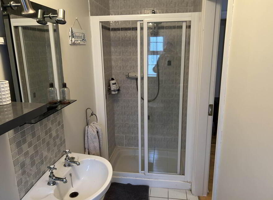 Birr Road, Dromakeenan, Roscrea, E53HK88