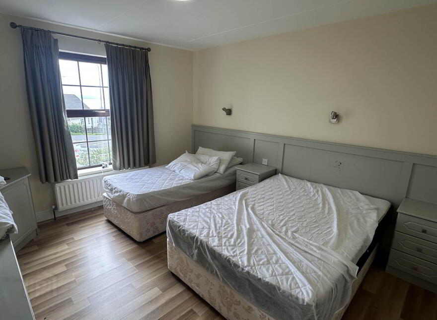 The Point Inn, Quigley`s Point, F93DK84
