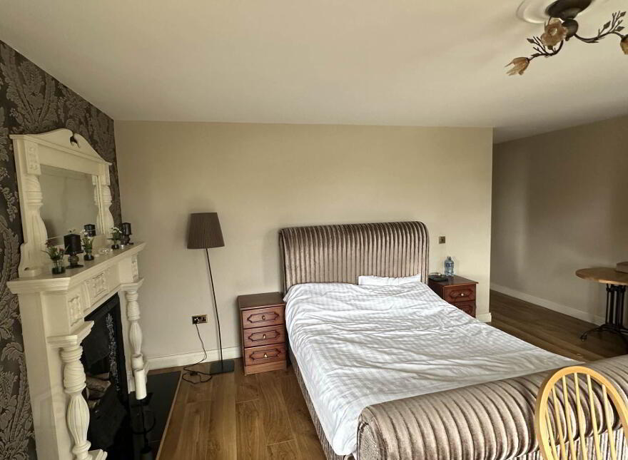 The Point Inn, Quigley`s Point, F93DK84